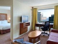Hilton Suites Chicago/Magnificent Mile