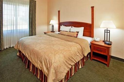 фото отеля Staybridge Suites Chesterfield O'Fallon