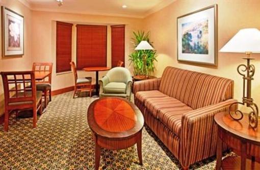 фото отеля Staybridge Suites Chesterfield O'Fallon