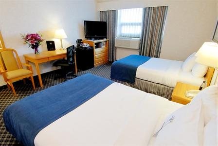 фото отеля BEST WESTERN PLUS Carlton Plaza Hotel