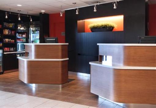 фото отеля Courtyard by Marriott Salinas Monterey