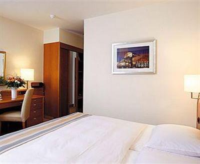 фото отеля Queens Hotel Hannover