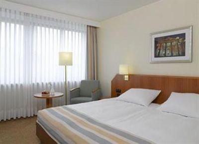 фото отеля Queens Hotel Hannover