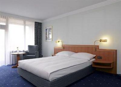 фото отеля Queens Hotel Hannover