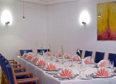фото отеля Queens Hotel Hannover