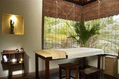 фото отеля Surya Samudra Private Retreats