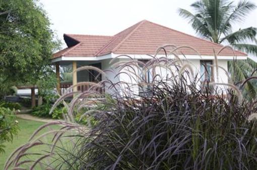 фото отеля Surya Samudra Private Retreats