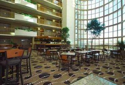 фото отеля Embassy Suites Convention Center Las Vegas