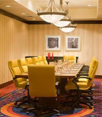 фото отеля Marriott Saddle Brook