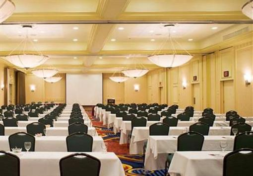 фото отеля Marriott Saddle Brook