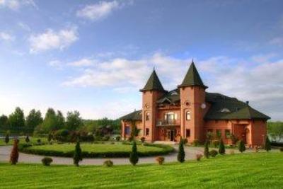 фото отеля Shepilskaya Resort