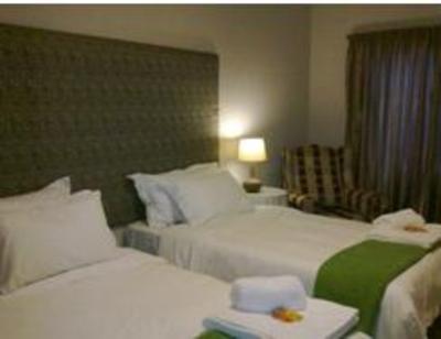 фото отеля Airport Guest House Tsumeb