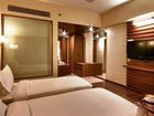 фото отеля Avalon Hotel & Banquets
