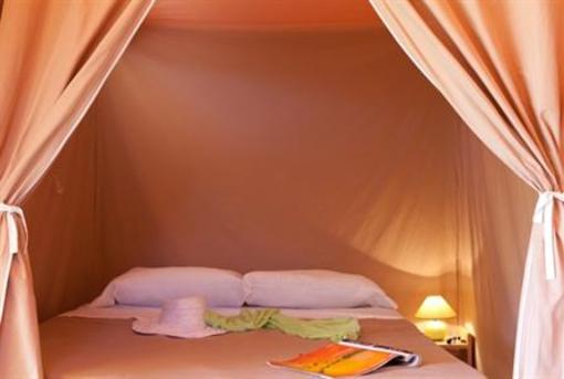 фото отеля Camping Parc des Allais Trogues