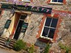 фото отеля The Somerset Arms Inn Warminster