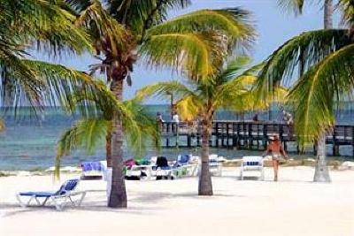 фото отеля Islander Resort
