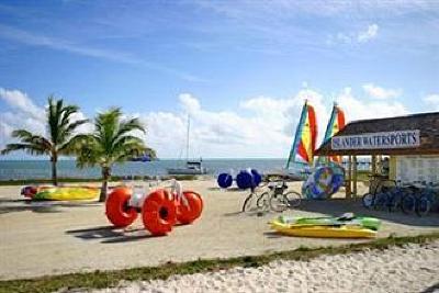 фото отеля Islander Resort