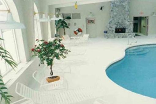 фото отеля Plymouth Bay Inn & Suites