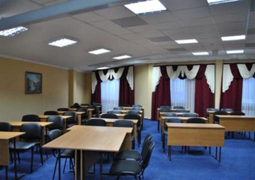 фото отеля Tineretea Hotel