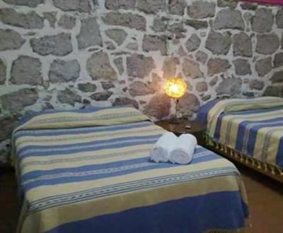 фото отеля Hostal Mintzi