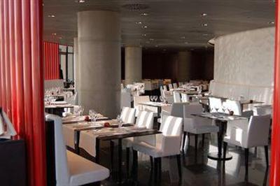 фото отеля Porta Fira Hotel L'Hospitalet de Llobregat