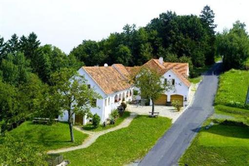фото отеля Gastehaus Fam. Bucsek