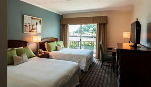 фото отеля Cohasset Harbor Resort
