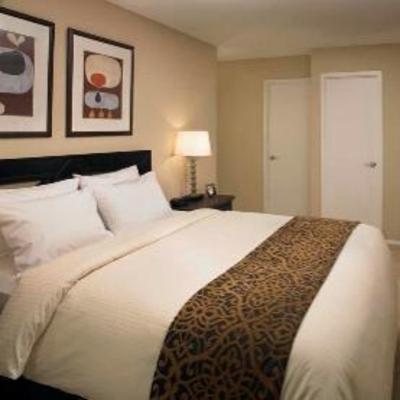 фото отеля Marriott Execustay Apartments Metro Midtown Houston