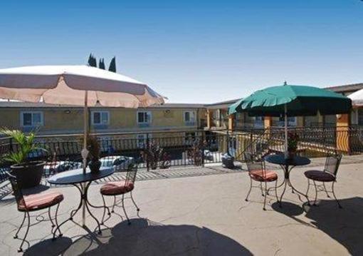 фото отеля Rodeway Inn Near LA Live