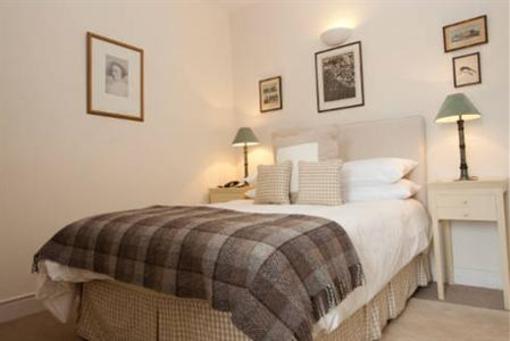 фото отеля Bridgend Hotel