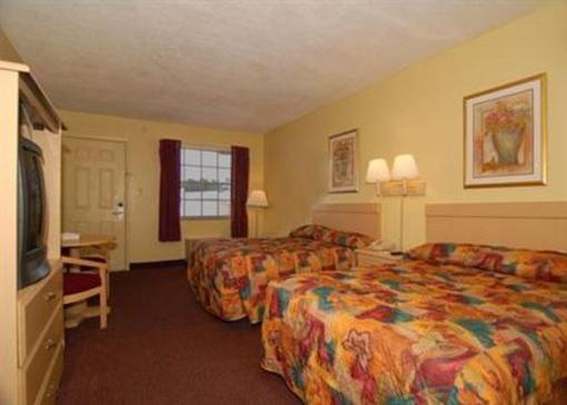 фото отеля Vacation Lodge Maingate