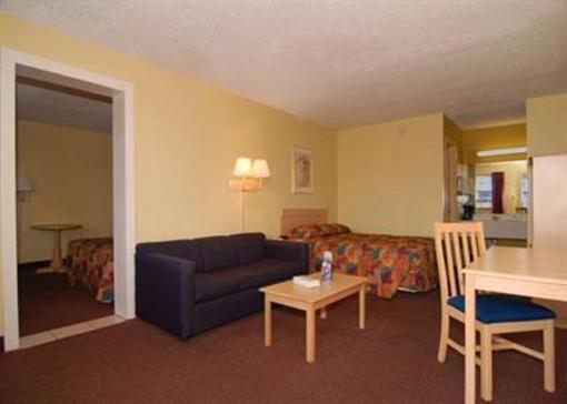 фото отеля Vacation Lodge Maingate