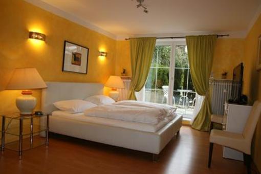 фото отеля Stadtresidenz Suite Hotel