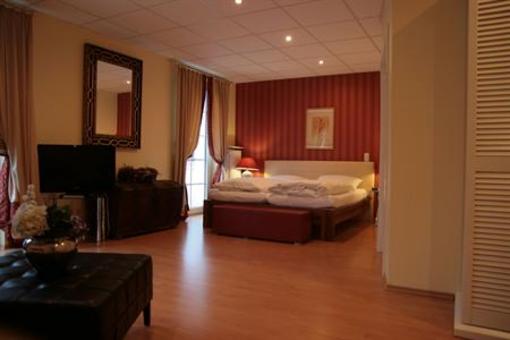 фото отеля Stadtresidenz Suite Hotel