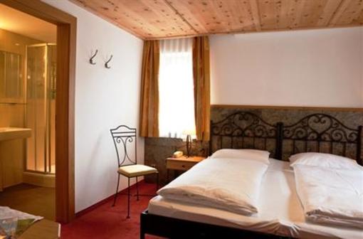 фото отеля Hotel Pension Burgschrofn