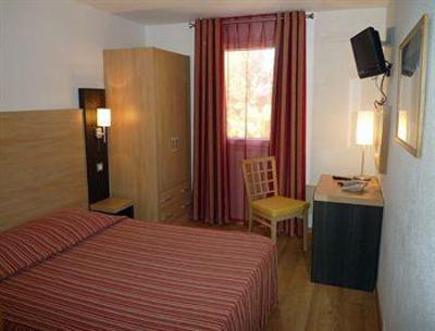 фото отеля Arcadius Le Petit Hotel