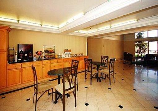 фото отеля Rodeway Inn Azusa
