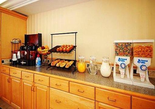 фото отеля Rodeway Inn Azusa