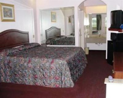 фото отеля Scottish Inns & Suites East Tidwell