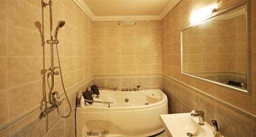 фото отеля Cosmos Tourist Hotel