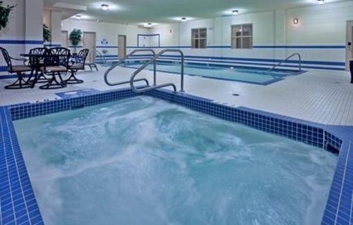 фото отеля Holiday Inn Suites Kamloops