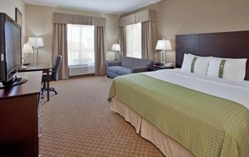 фото отеля Holiday Inn Suites Kamloops