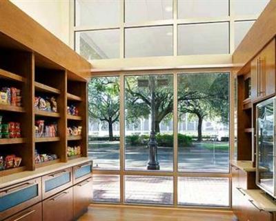фото отеля SpringHill Suites Savannah Downtown