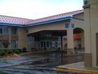 фото отеля Econo Lodge Inn & Suites Wheeling East Triadelphia