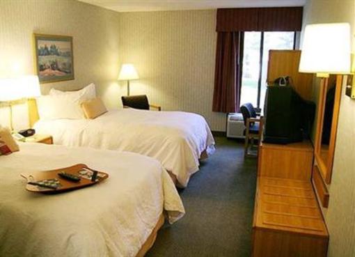 фото отеля Hampton Inn Cleveland Westlake