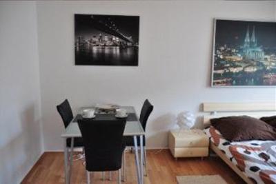 фото отеля Bed & Breakfast Cologne Downtown