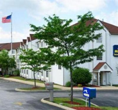 фото отеля Microtel Inn And Suites Streetsboro