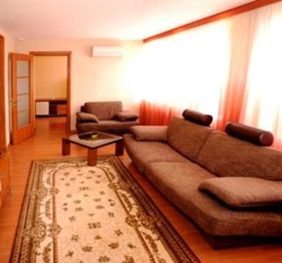 фото отеля Lovech Hotel
