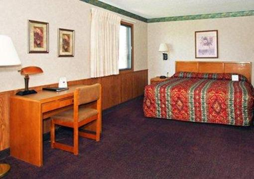 фото отеля Econo Lodge Inn & Suites Dubuque
