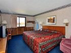 фото отеля Econo Lodge Inn & Suites Dubuque